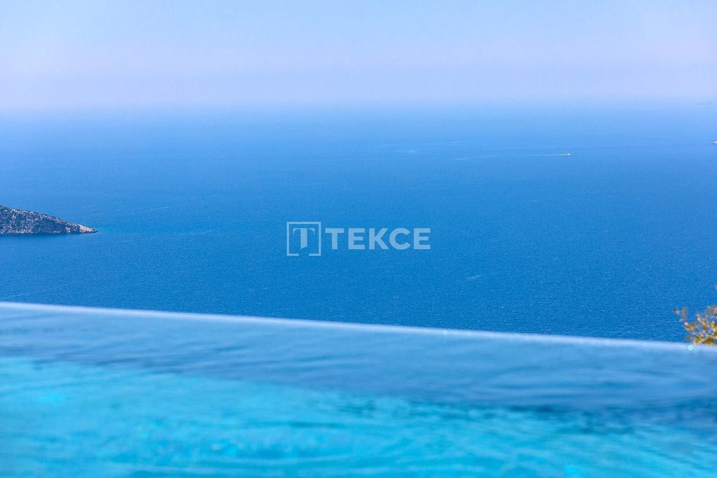 Property photo 3 of 52