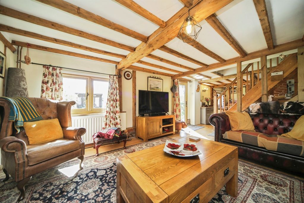 Property photo 2 of 19