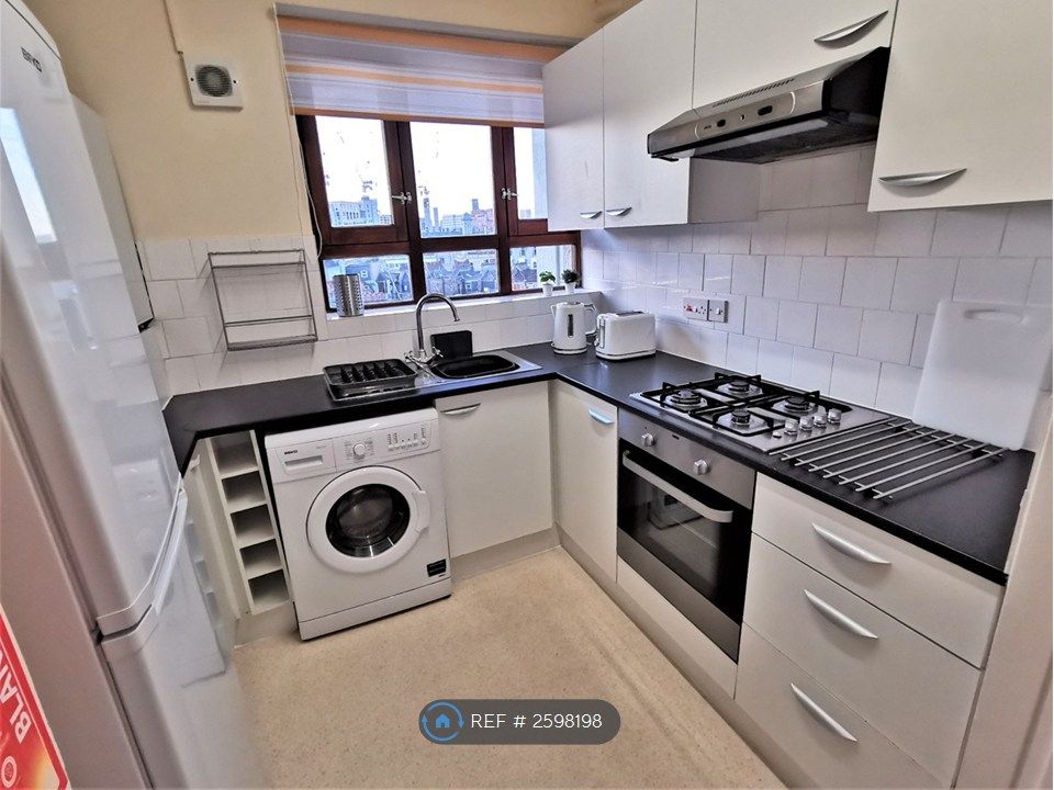 Property photo 3 of 6