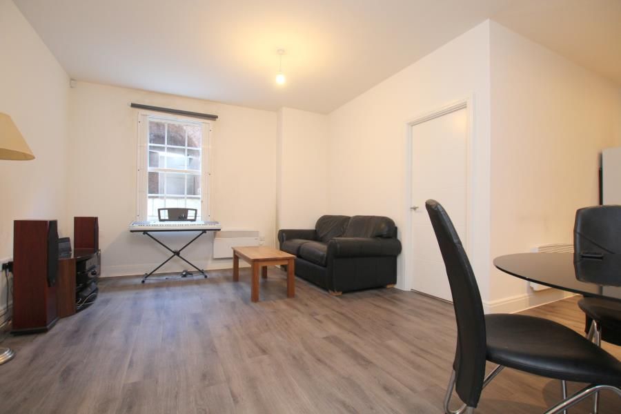 Property photo 2 of 6