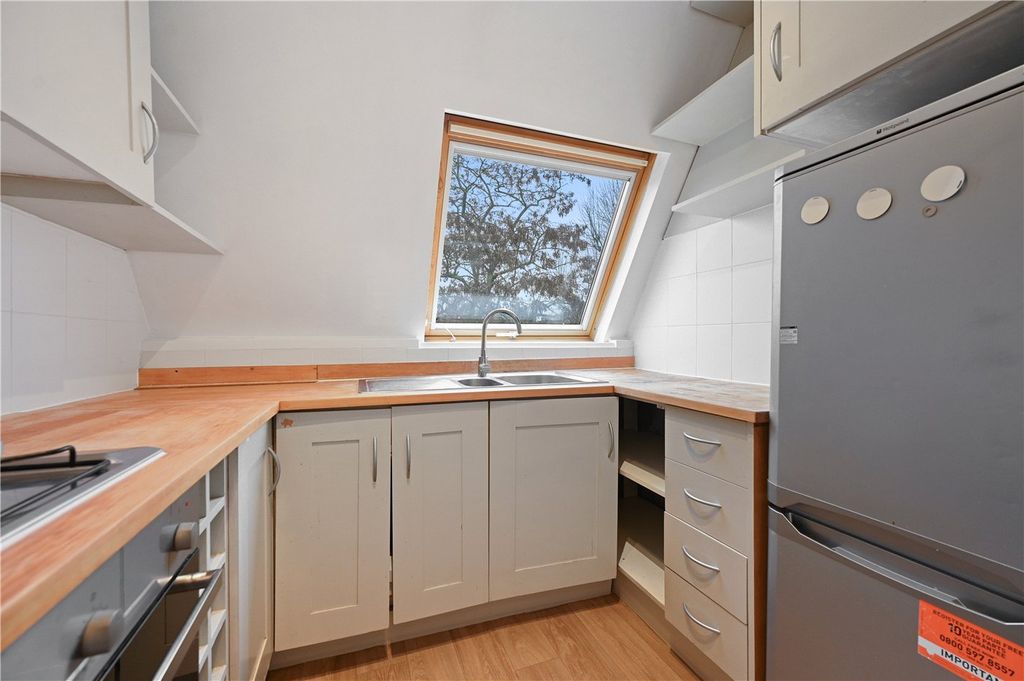 Property photo 3 of 10 Picture No. 11