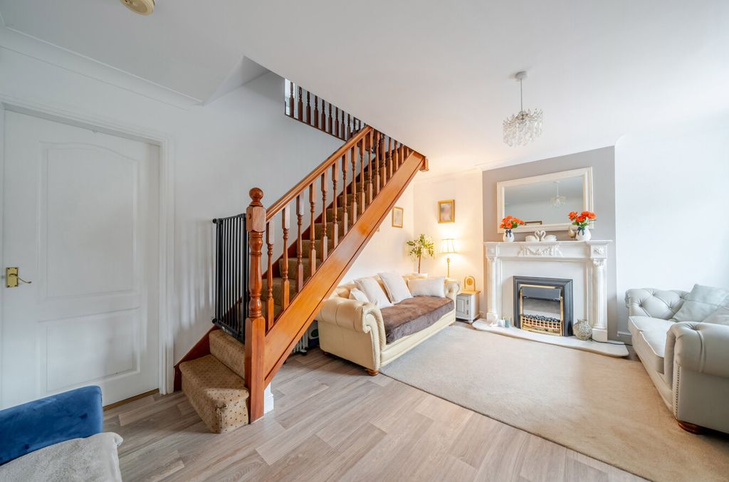 Property photo 3 of 26 1514742-14-1A068d...