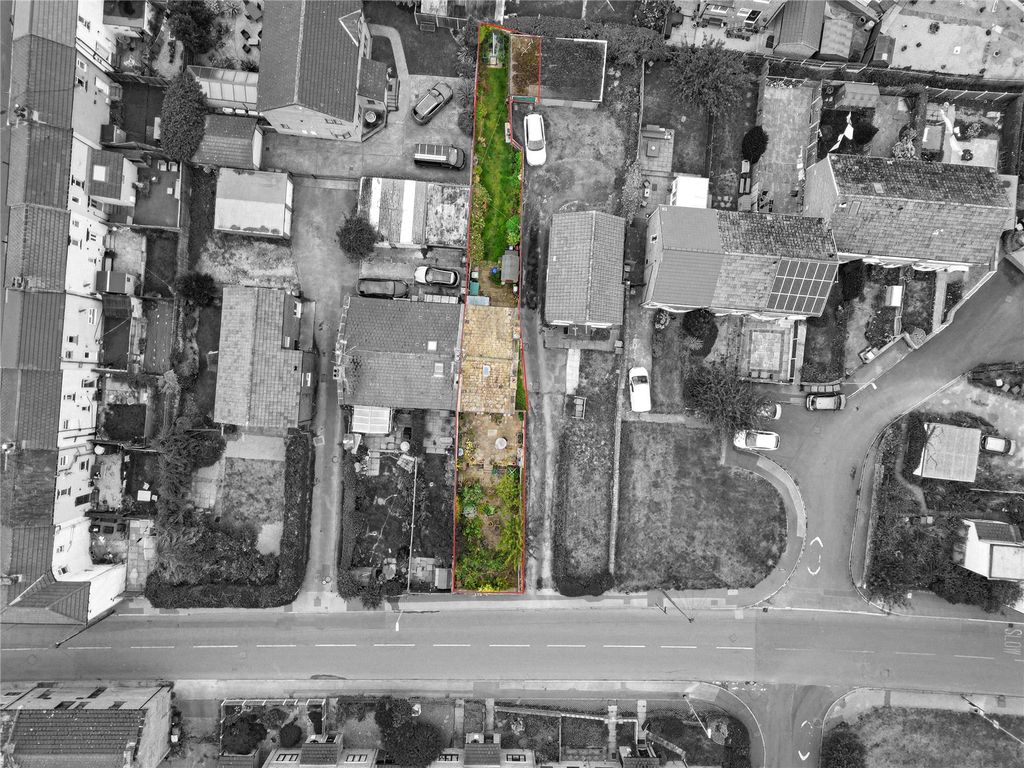 Property photo 1 of 31 Picture No. 39