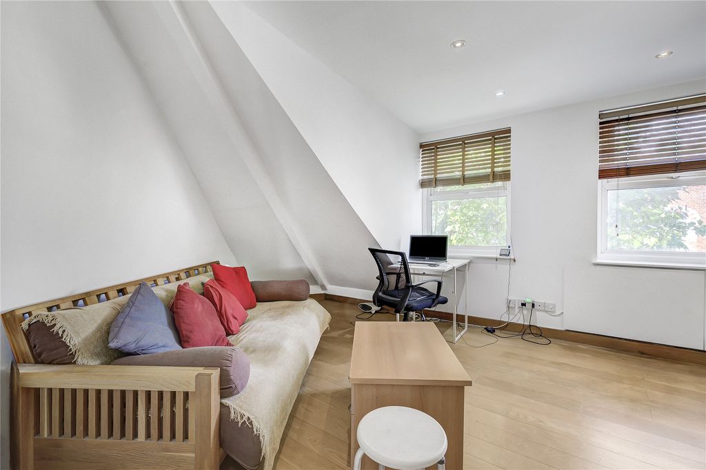 Property photo 2 of 7 Picture No. 03