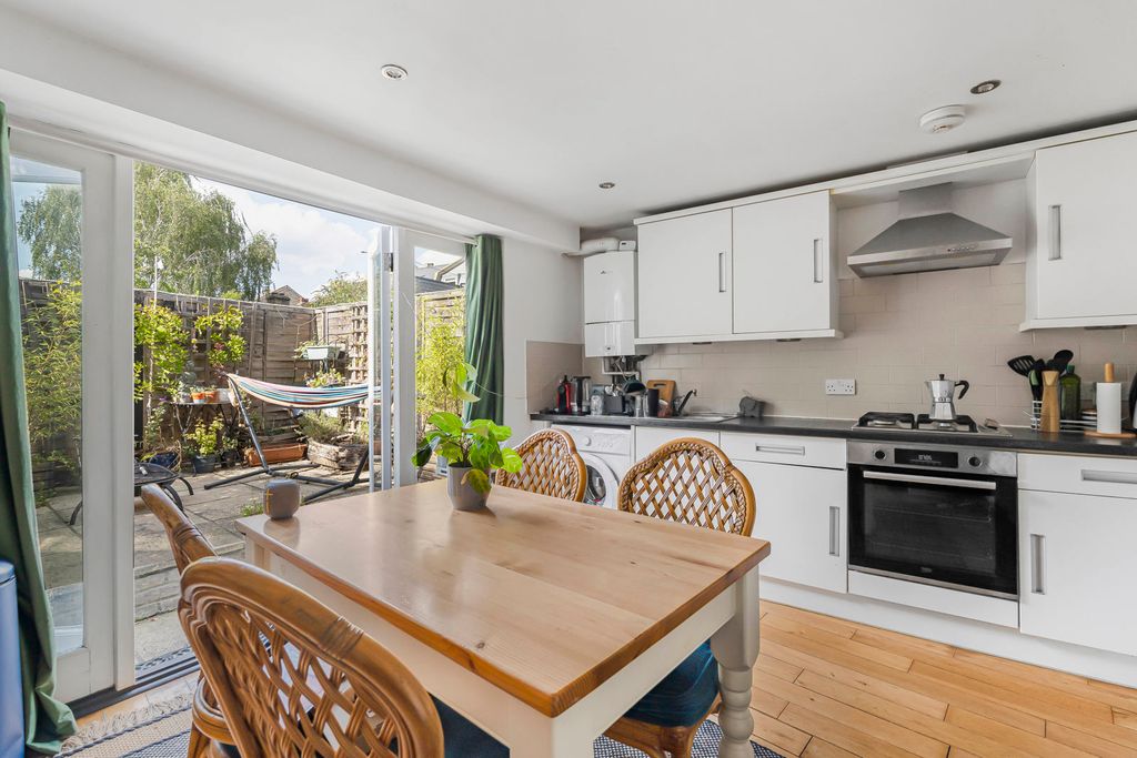 Property photo 2 of 15 Kitchen