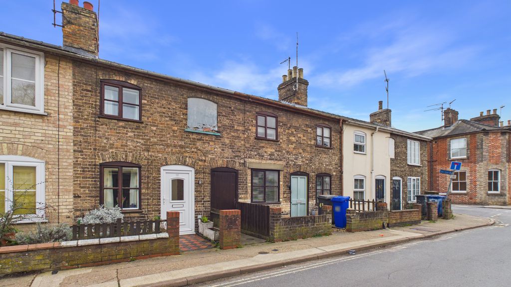 Property photo 1 of 11