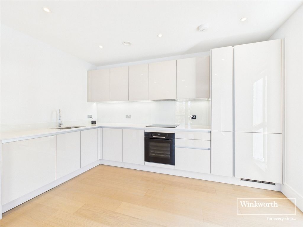 Property photo 2 of 13 Picture No. 23