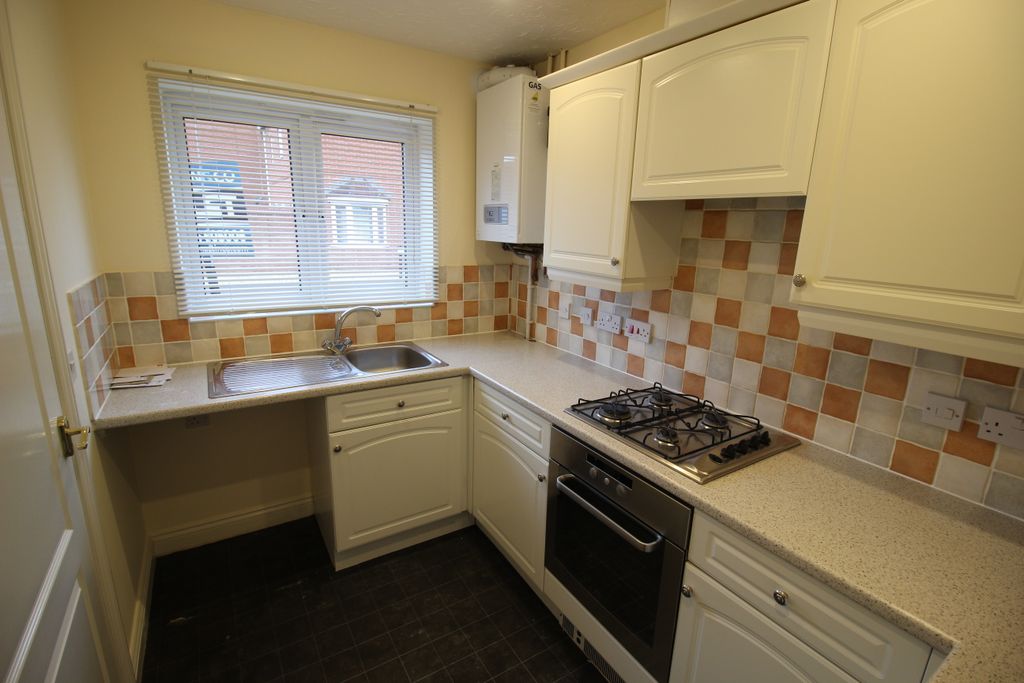 Property photo 2 of 13