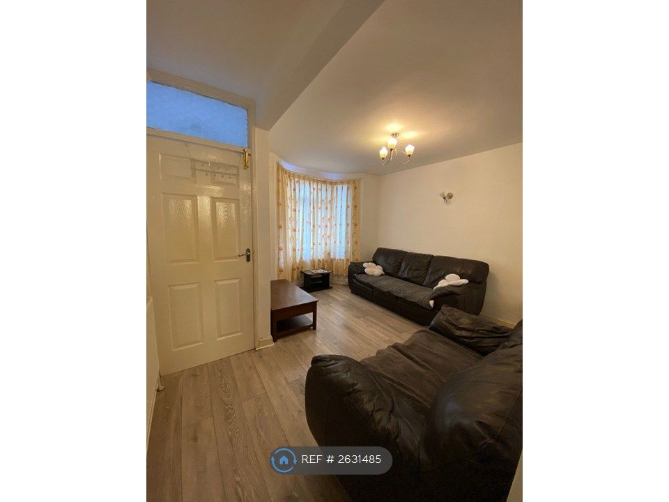 Property photo 2 of 12 Gf Living Room