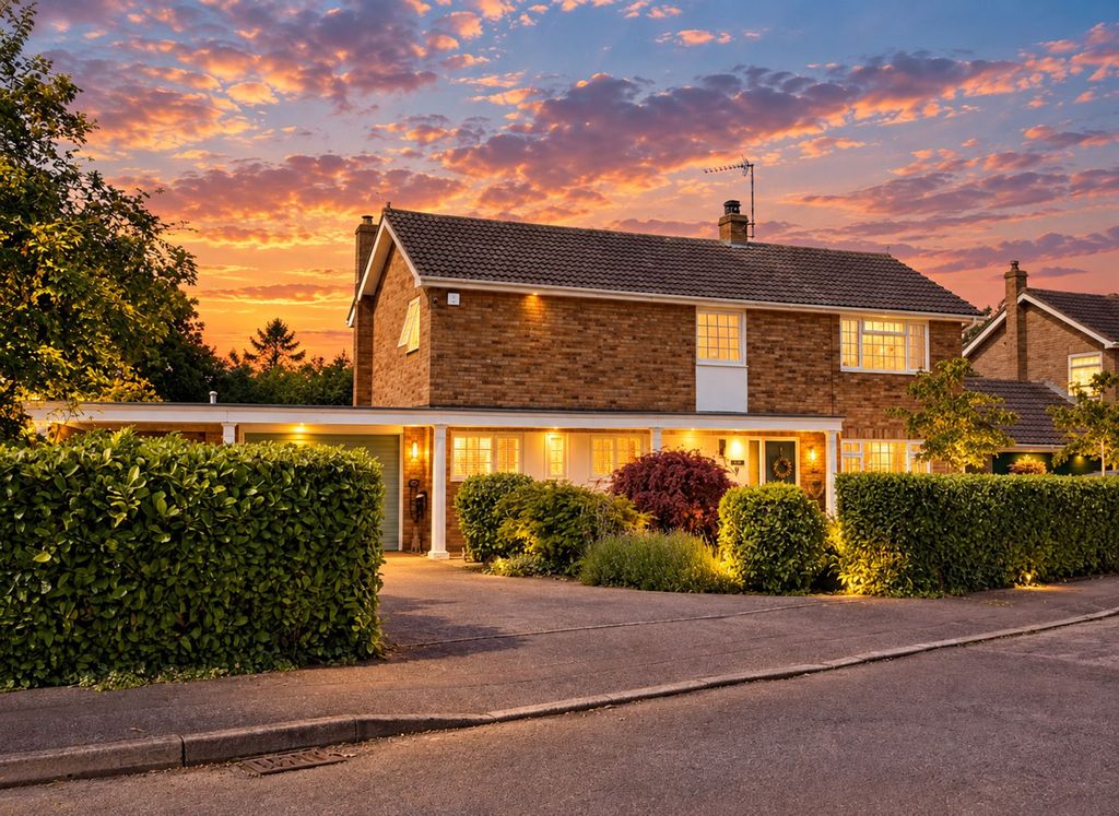 Property photo 1 of 64