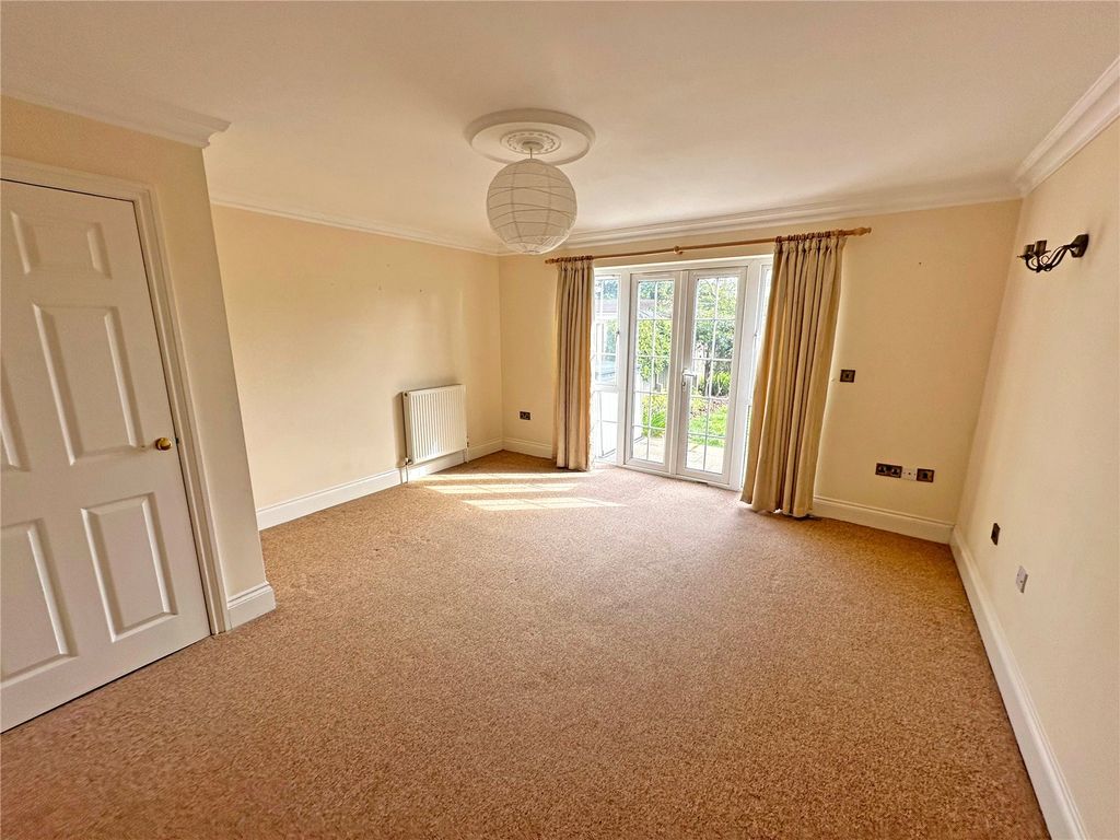 Property photo 3 of 15 Picture No. 07