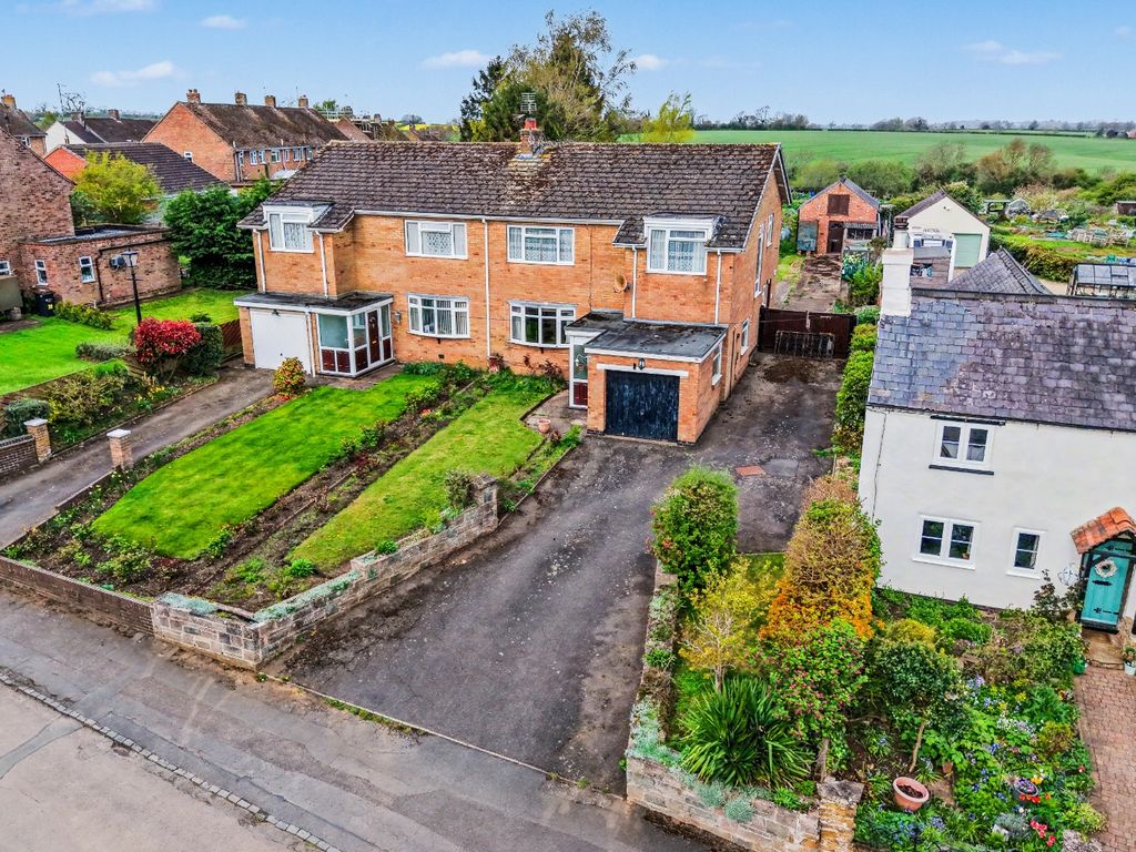 Property photo 1 of 66 5067750