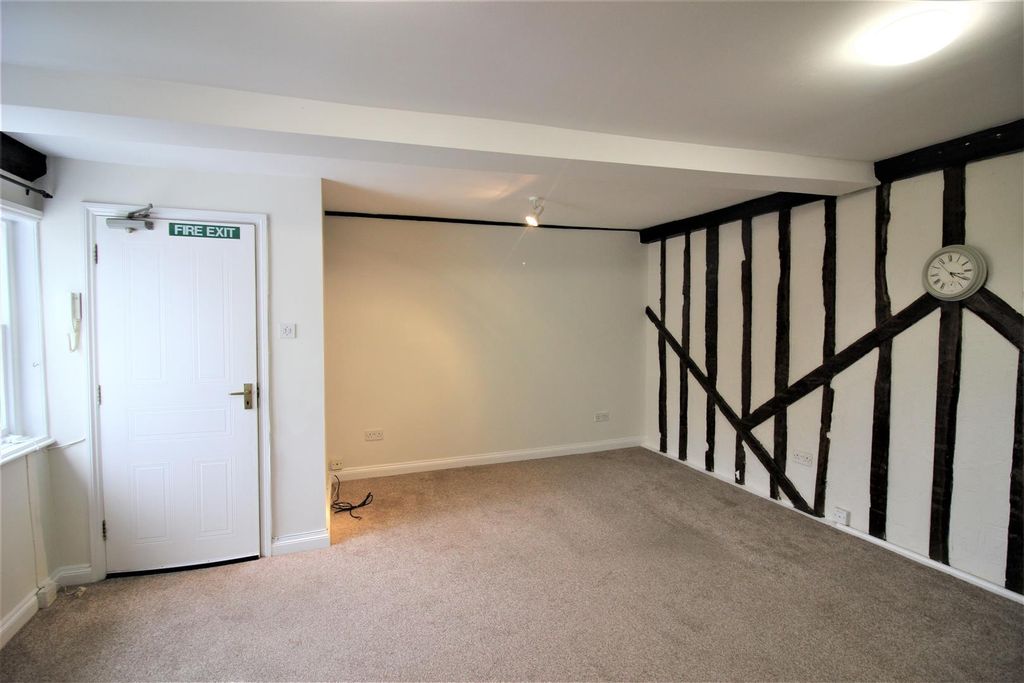 Property photo 3 of 8 Open Plan Living