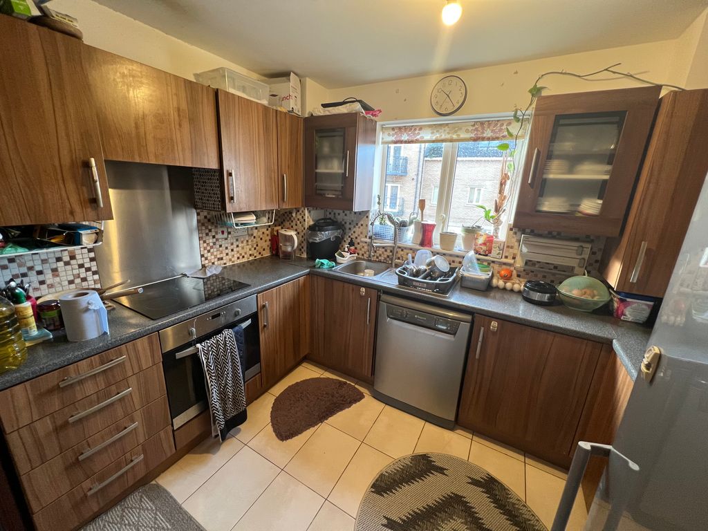 Property photo 3 of 6