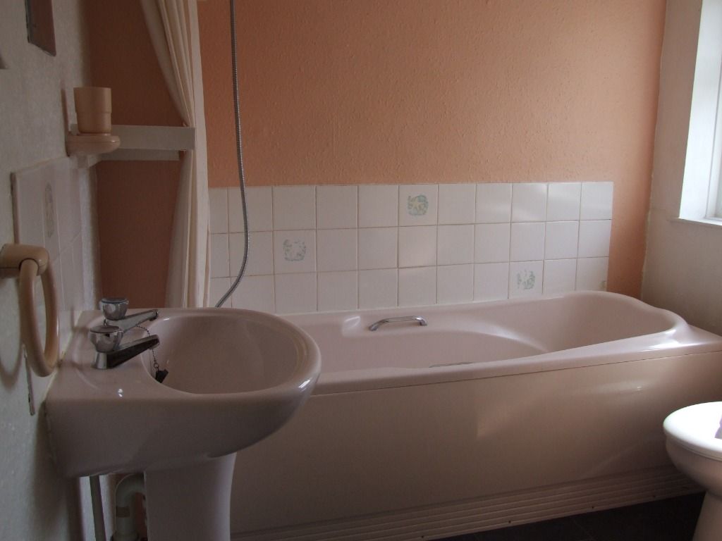 Property photo 3 of 6