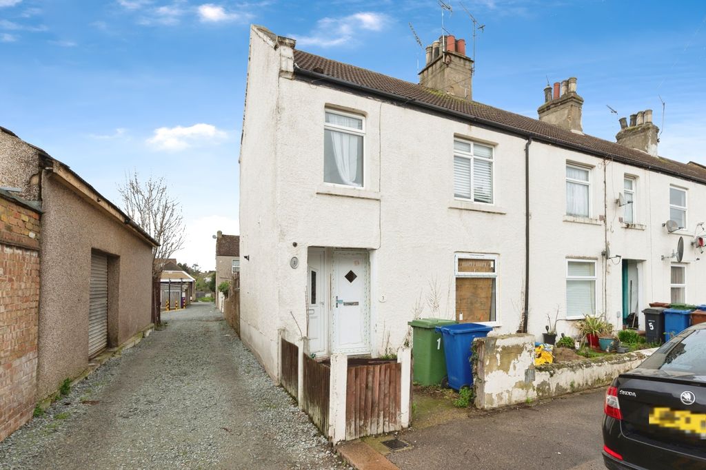 Property photo 1 of 16 Picture