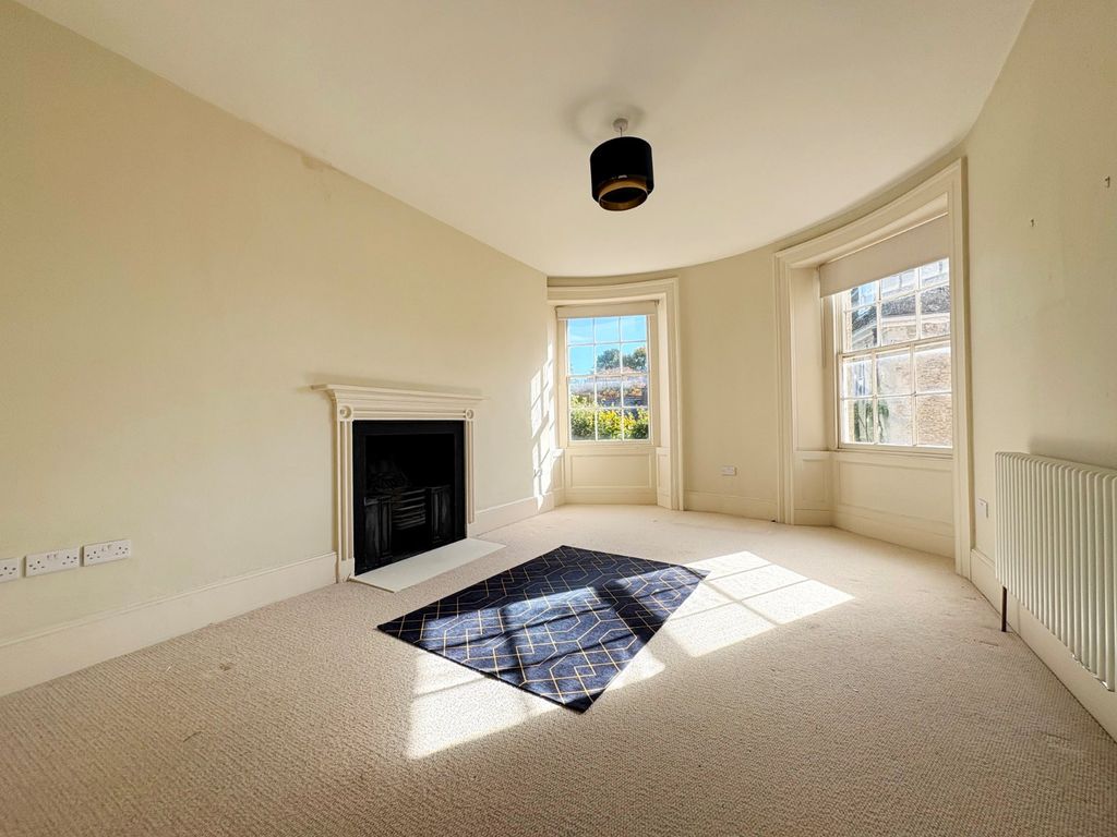 Property photo 2 of 6 Picture No. 02