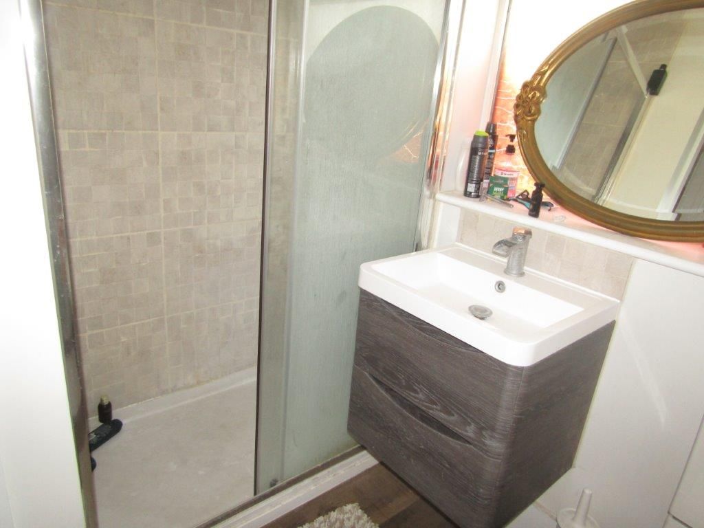 Property photo 3 of 11 Gallery