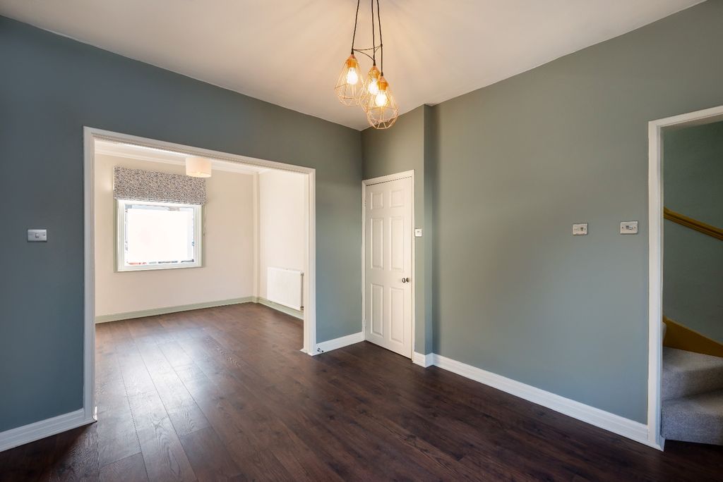 Property photo 2 of 11 Picture 2