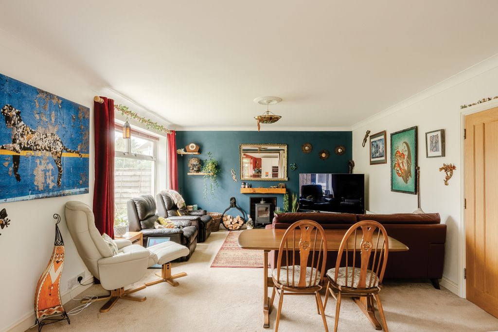 Property photo 1 of 32 1