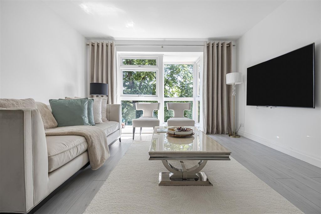 Property photo 2 of 18 30_58013.Jpg