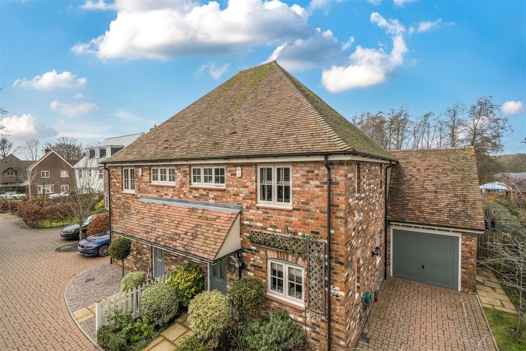 Property photo 1 of 24 1-698Dca673E777-1410168-2-698cc5500724F.Jpg