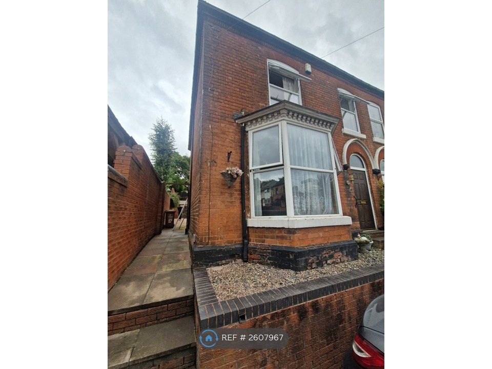 Property photo 2 of 12