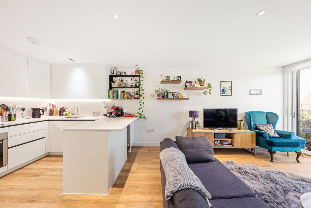 Property photo 1 of 11 094A8851