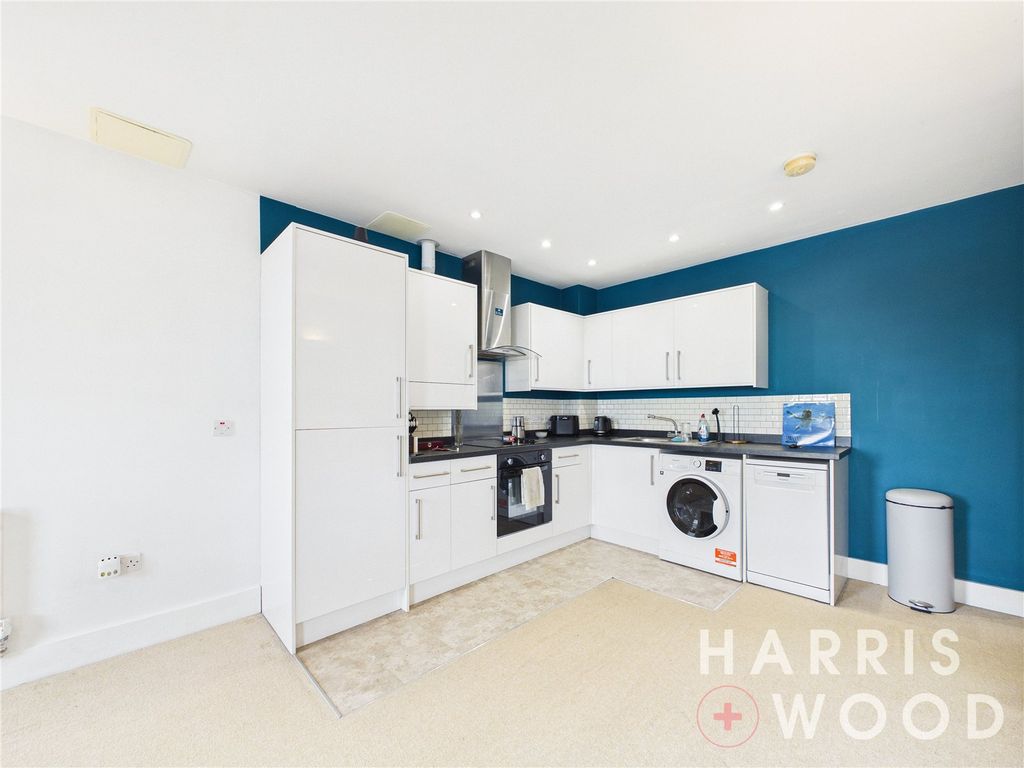 Property photo 3 of 8 Picture No. 09