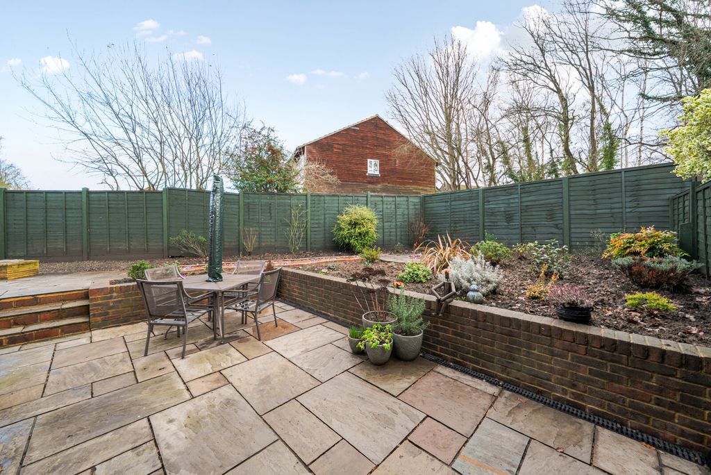 Property photo 2 of 15 1404518-20-697A17...