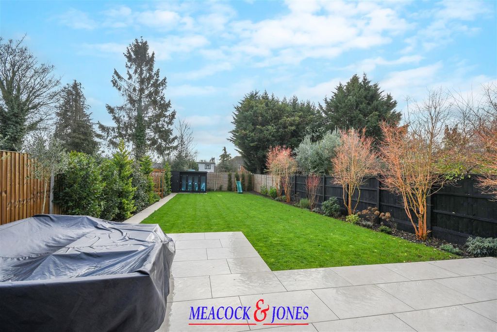 Property photo 2 of 27 Dsc_4089 Copy.Jpg