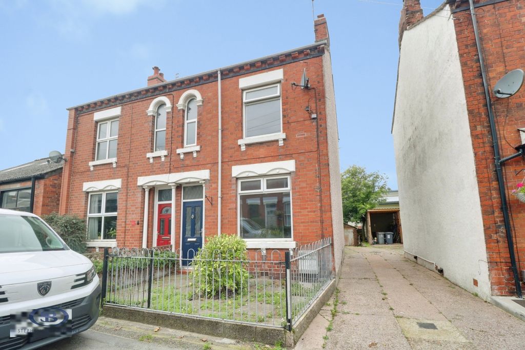 Property photo 1 of 16 Pbox-Img.Jpg