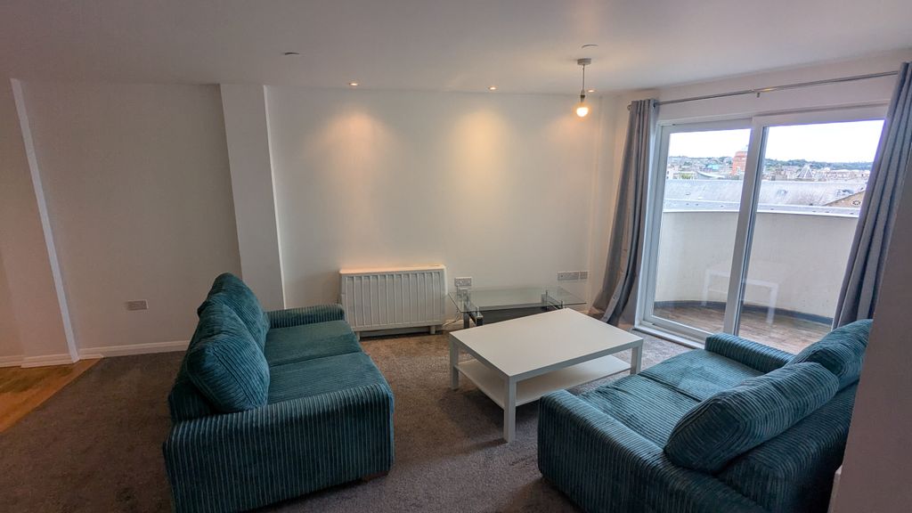 Property photo 2 of 8 Gallery