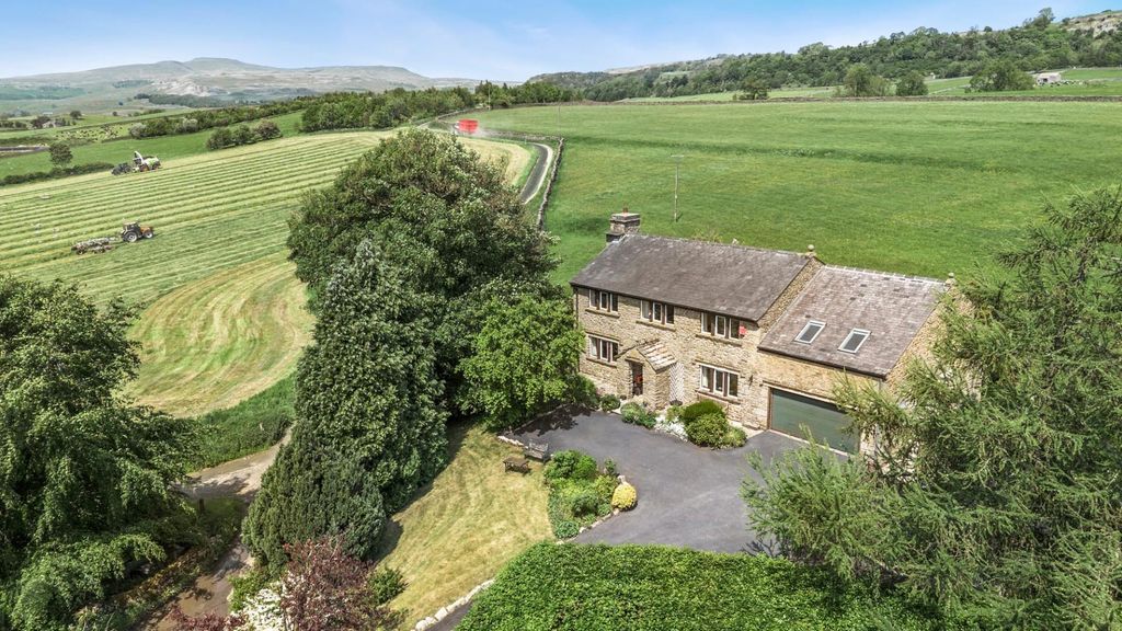 Property photo 2 of 19 Dji_0393.Jpg