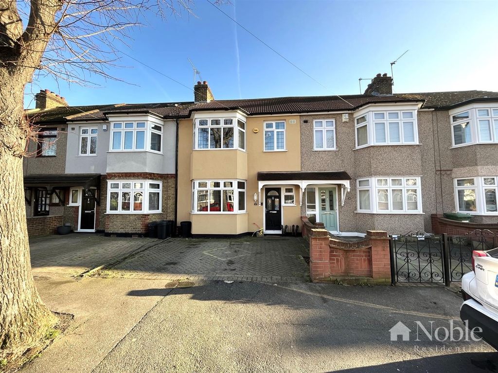 Property photo 1 of 19 External