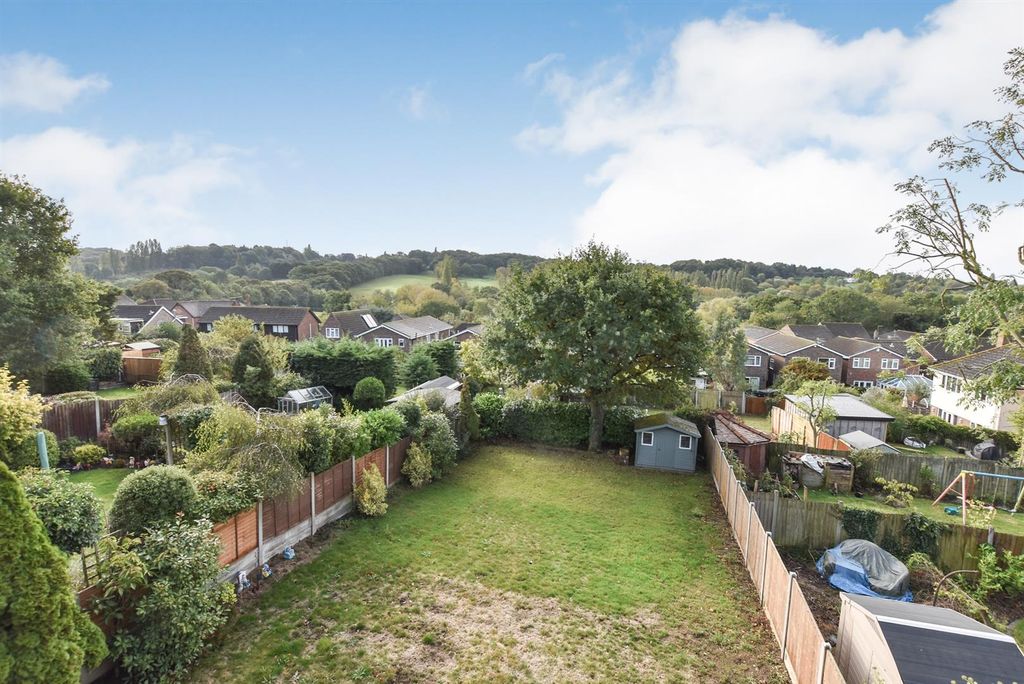 Property photo 2 of 37