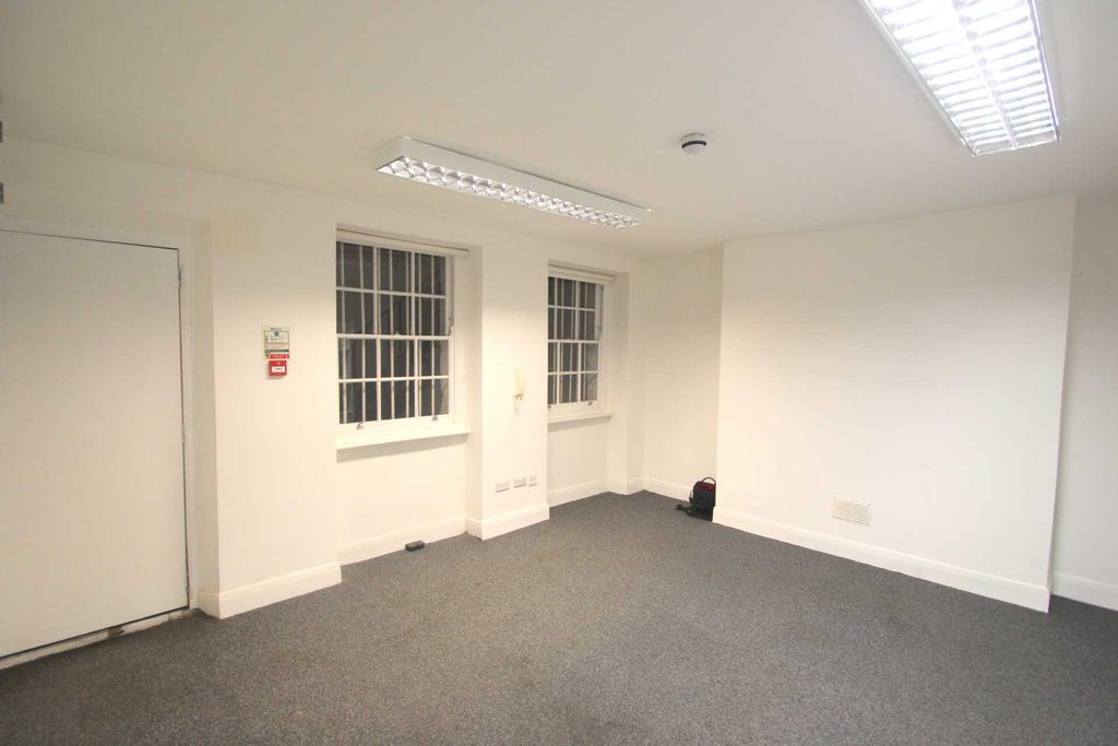 Property photo 2 of 2