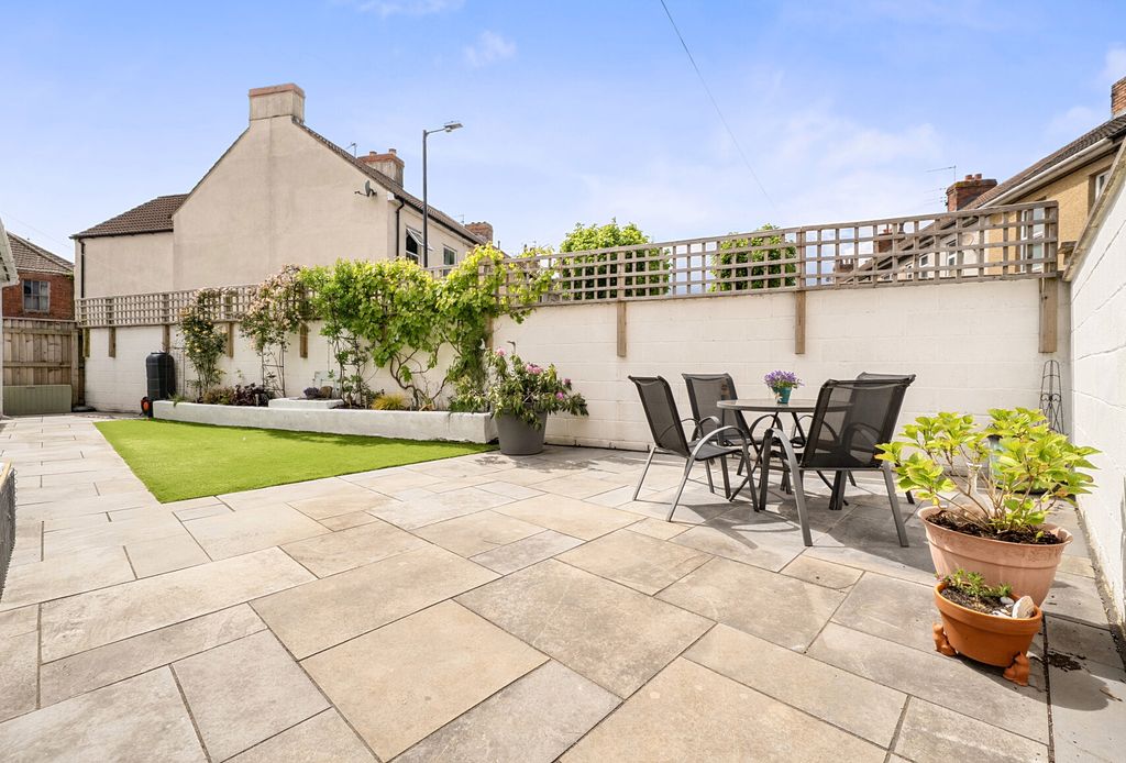 Property photo 3 of 20 1458514-4-6A07282...