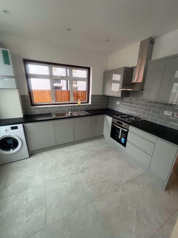 Property photo 2 of 13 Photo 2