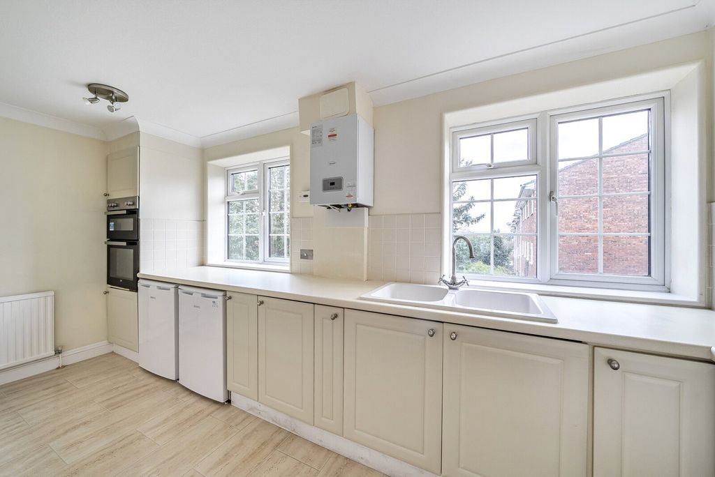 Property photo 3 of 11 Picture No. 05