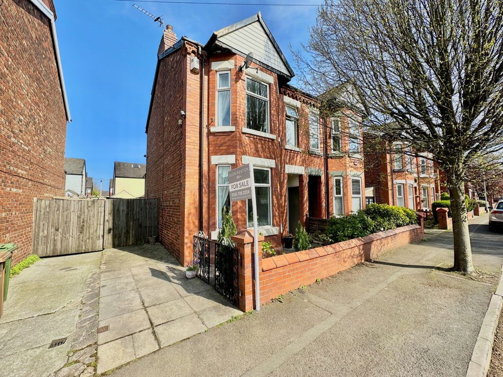 Property photo 1 of 25