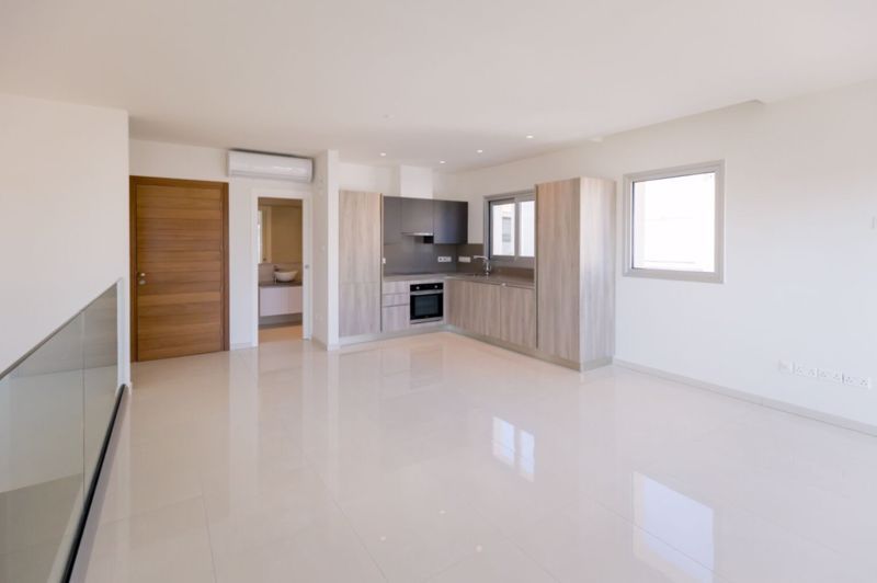 Property photo 2 of 20 Open Plan Living...