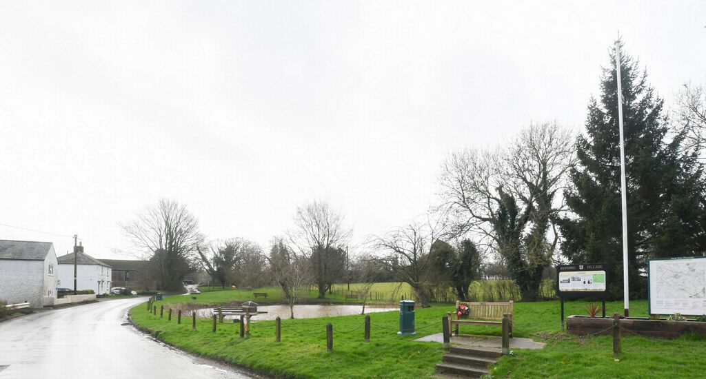 Property photo 2 of 18 Village Green