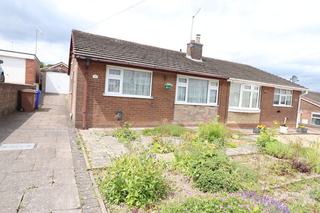 Property photo 2 of 14 External