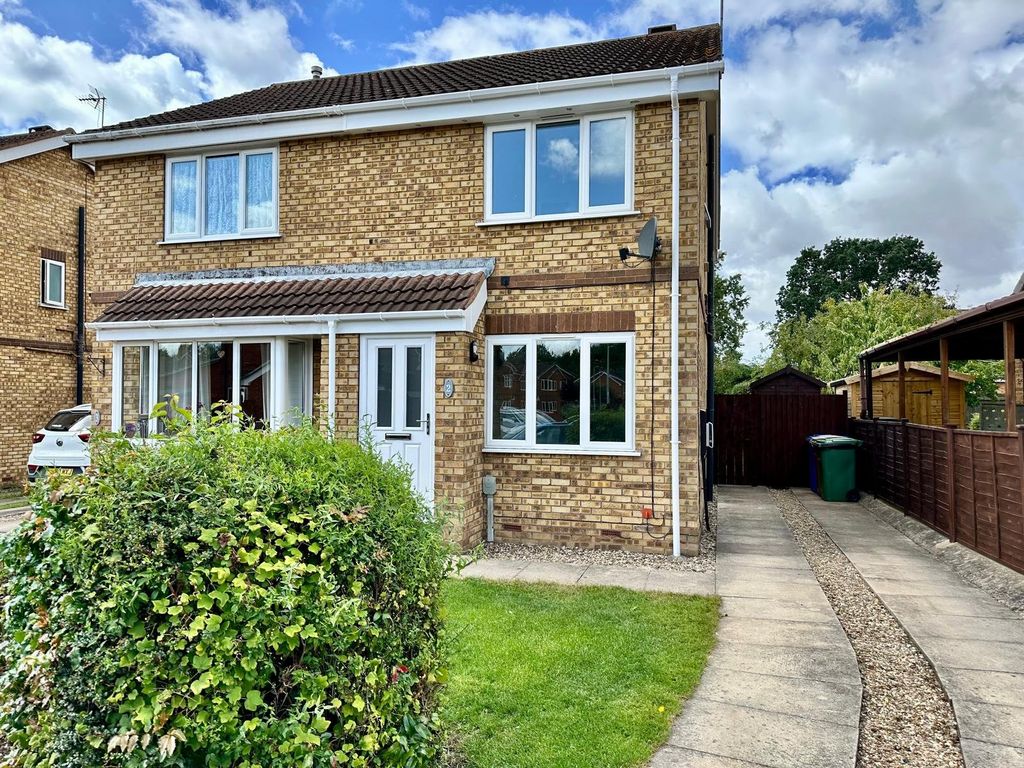 Property photo 2 of 11 1
