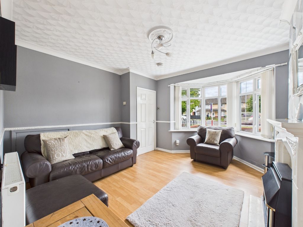 Property photo 2 of 10 4134887