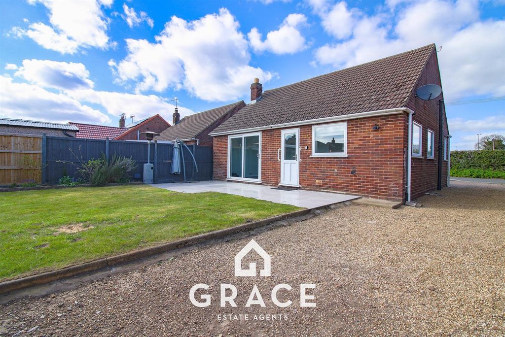 Property photo 1 of 14 Rear