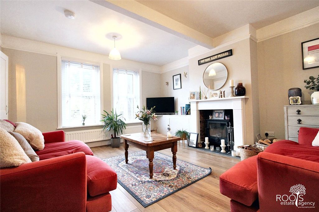 Property photo 3 of 14 Picture No. 11