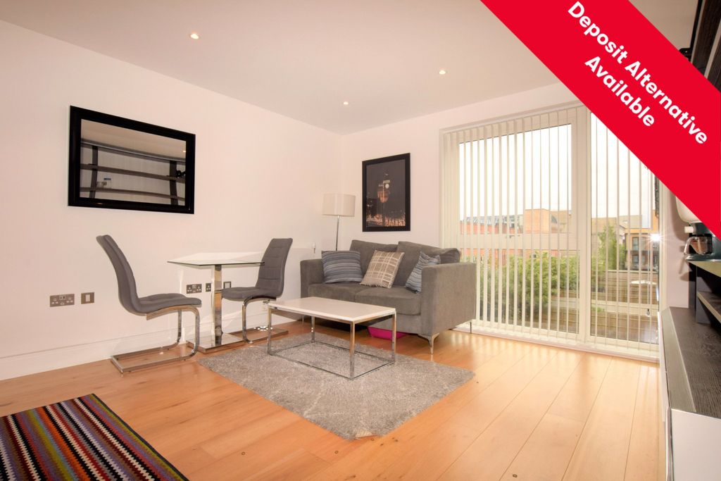 Property photo 1 of 8 Lounge