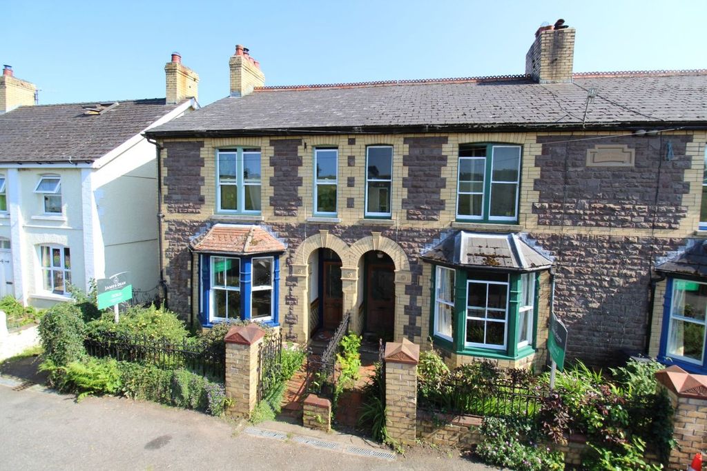 Property photo 1 of 29
